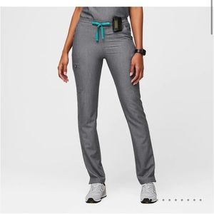 Figs XS tall yola skinny scrub pants